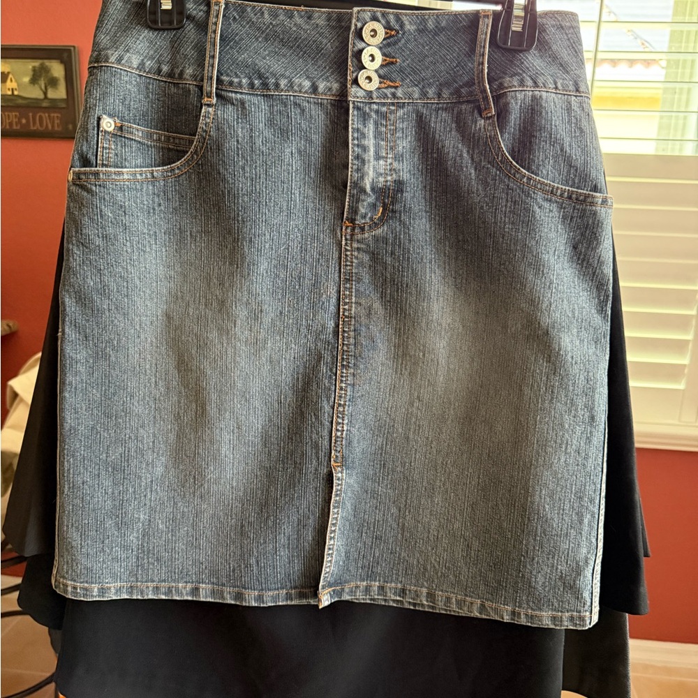 L.A. Blues Classic Denim Skirt